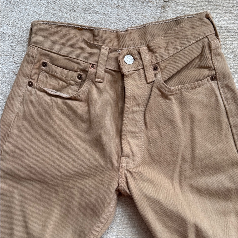 Vintage Levi’s - 501 Tan
